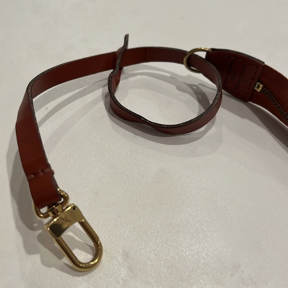 Louis Vuitton Epi Leather Clutch Pochette Bag in Rust Orange Brown - Picture 9 of 14